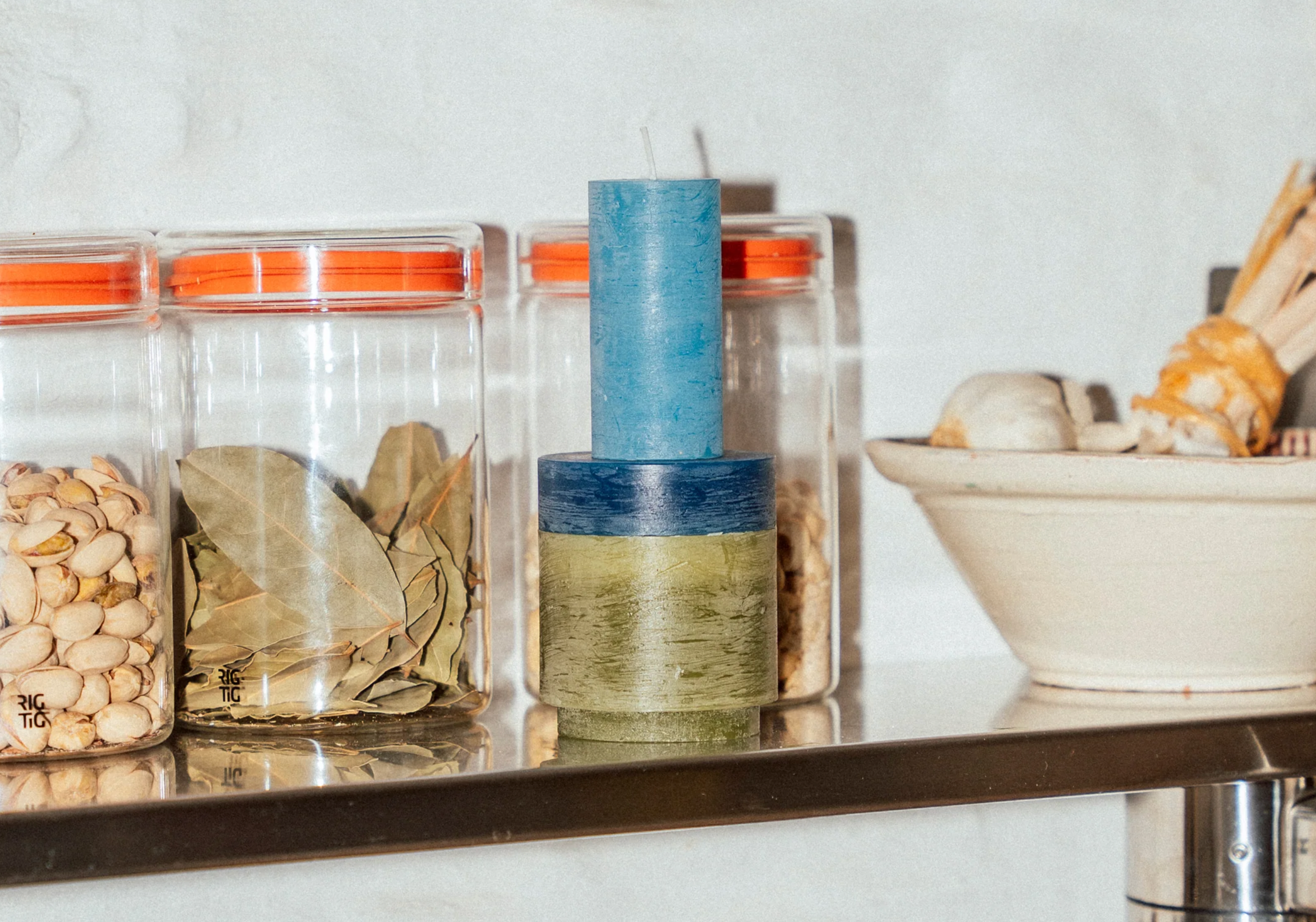 01 stack / terra & moss